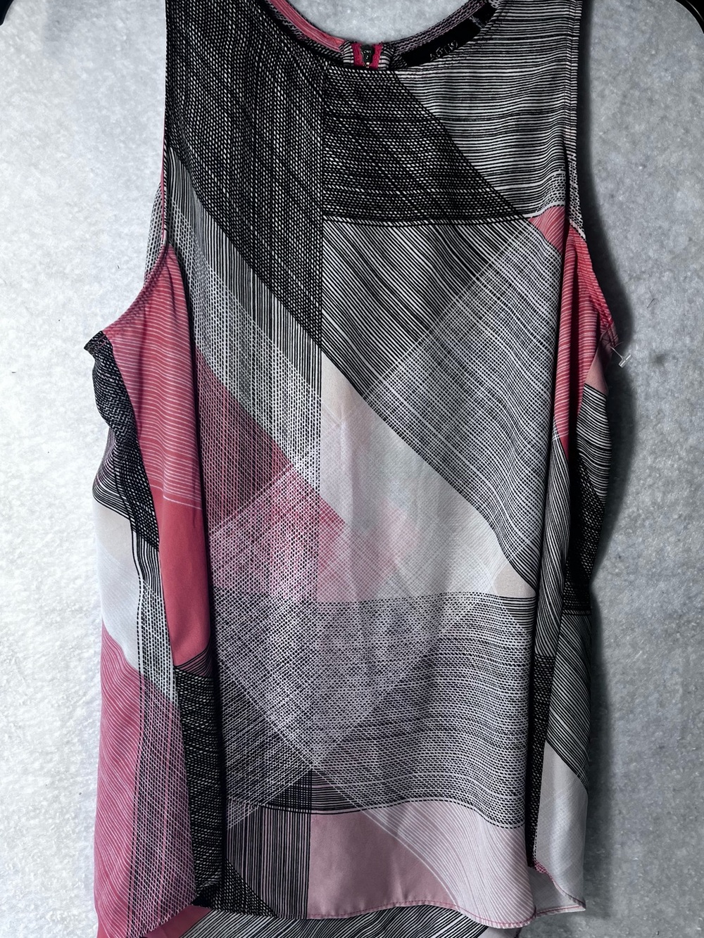 APT 9 Sleeveless Abstract Design Tank Blouse Back Zipper Size Medium